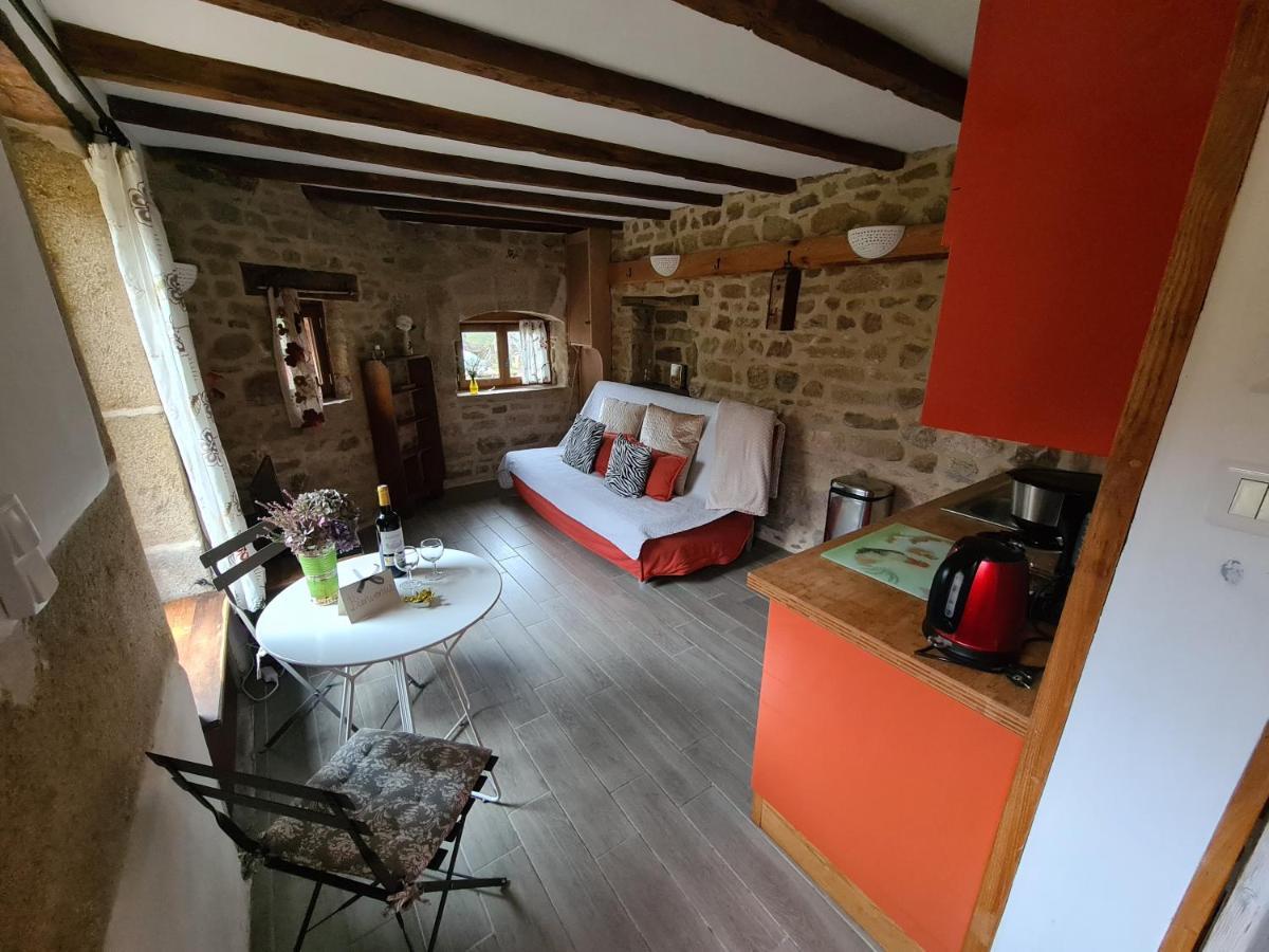 Gite Rustique Au Coeur De La Nature Soubrebost Luaran gambar