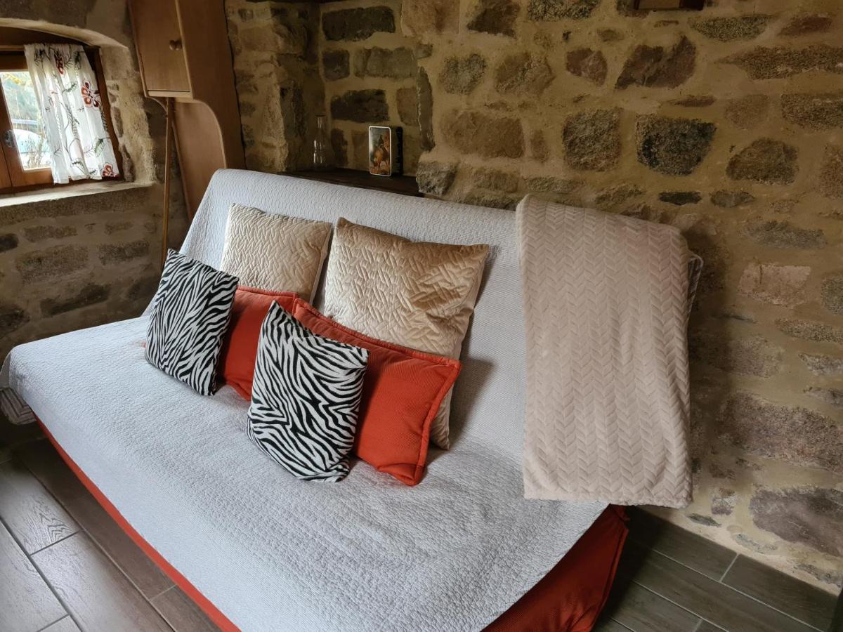 Gite Rustique Au Coeur De La Nature Soubrebost Luaran gambar